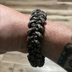 Braided Paracord Bracelet